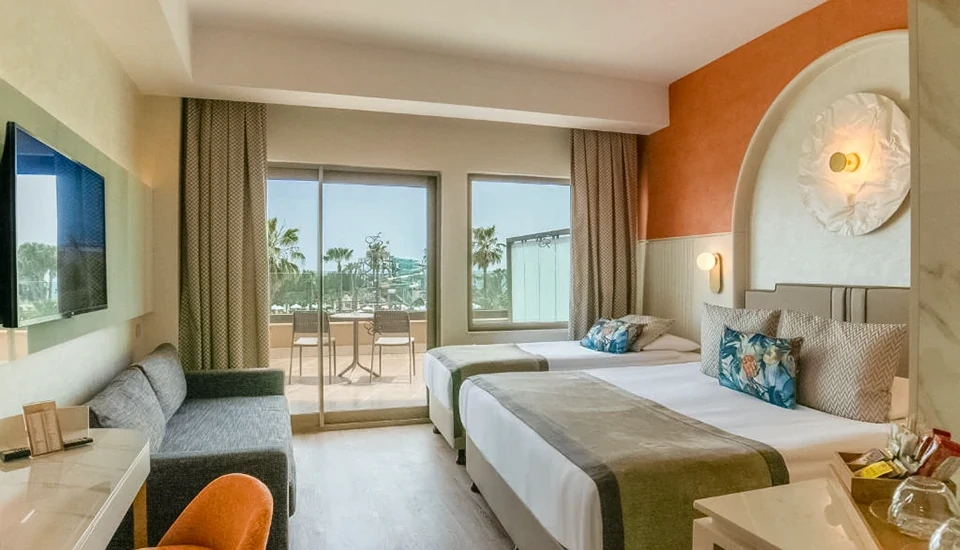 هتل فیم رزیدنس لارا اند اسپا آنتالیا